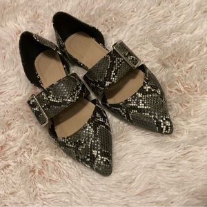 Open snake skin flats with buckle